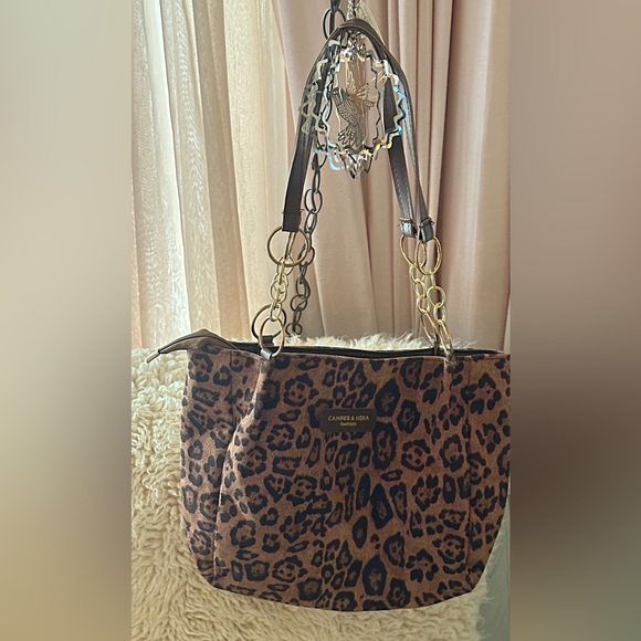 CAHRES & HEKA Handbags - CAHRES & HEKA - Leopard Print Shoulder Bag - Brown